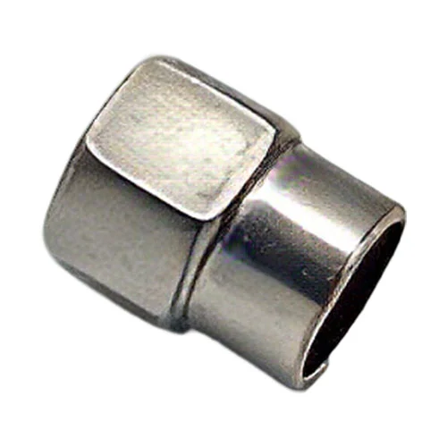 Fixations non standard pour accessoires automobiles et motos