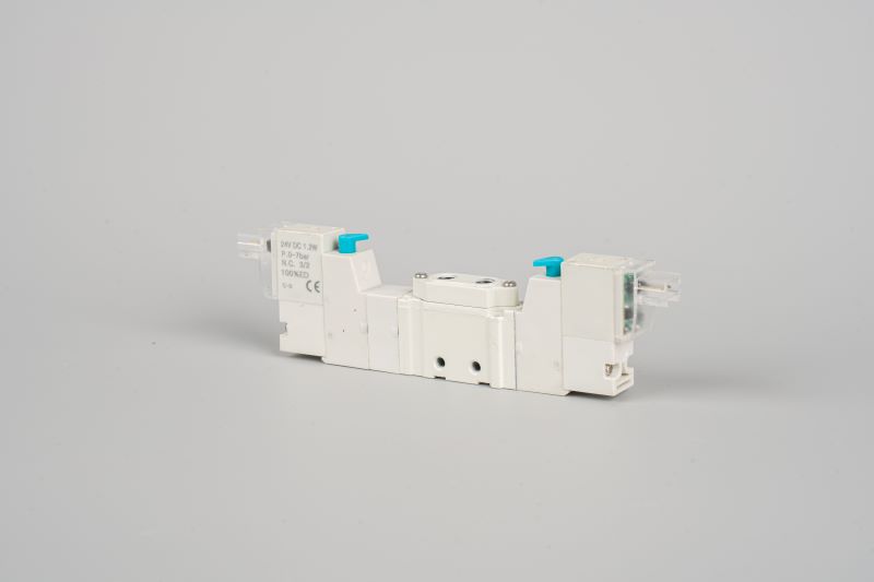 Valve de solénoïde pour le système HVAC